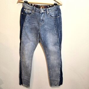 POL Boutique, Premium Two-Tone Blue Jeans Size Small 28" Waist NWOT 100% Cotton